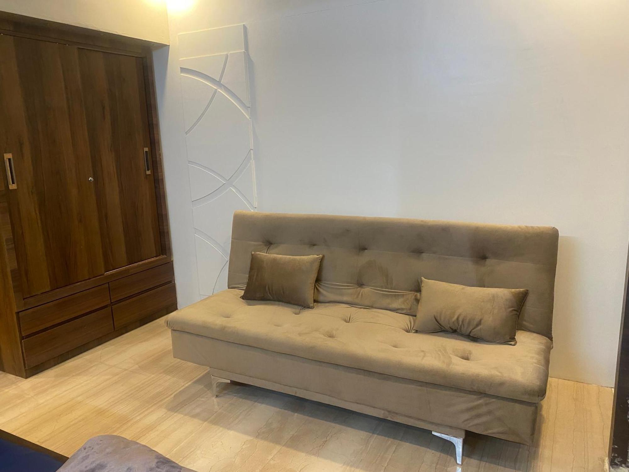 Bandra'S Prime Luxurious 2 Bhk Appartement Mumbai  Buitenkant foto